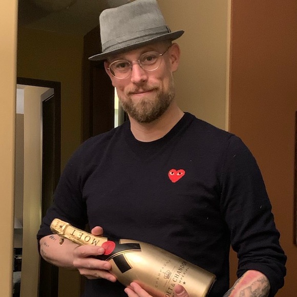 Meet your Posher, Cordell - Picture 1 of 1